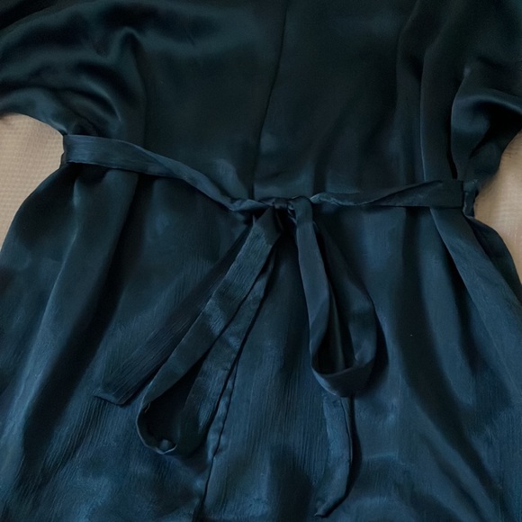 Beautiful embroidered blue tunic blouse - Picture 6 of 10